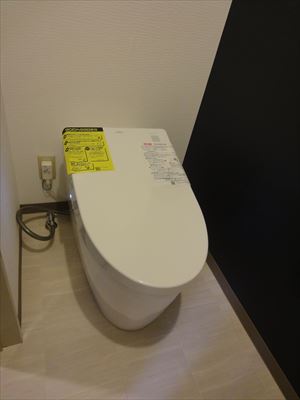 TOTOのネオレストAH1にお取替え